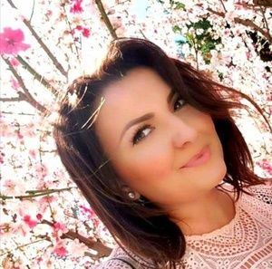 Meet your Posher, Anisa